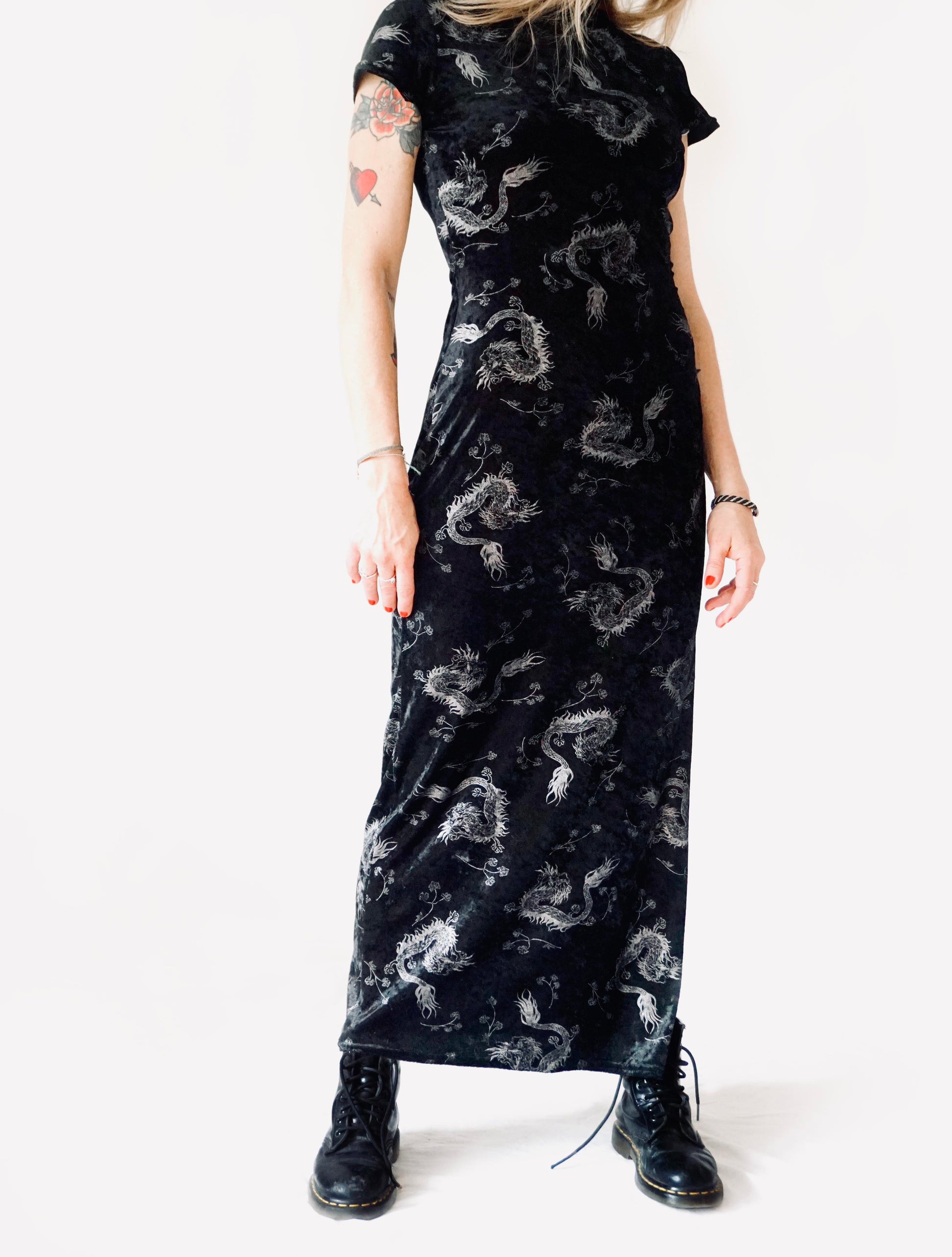 90s black velvet Chinese Cheongsam dress sz small | Birdland Vintage Birdland Vintage 90s black velvet Chinese Cheongsam dress sz small | Birdland Vintage Birdland Vintage