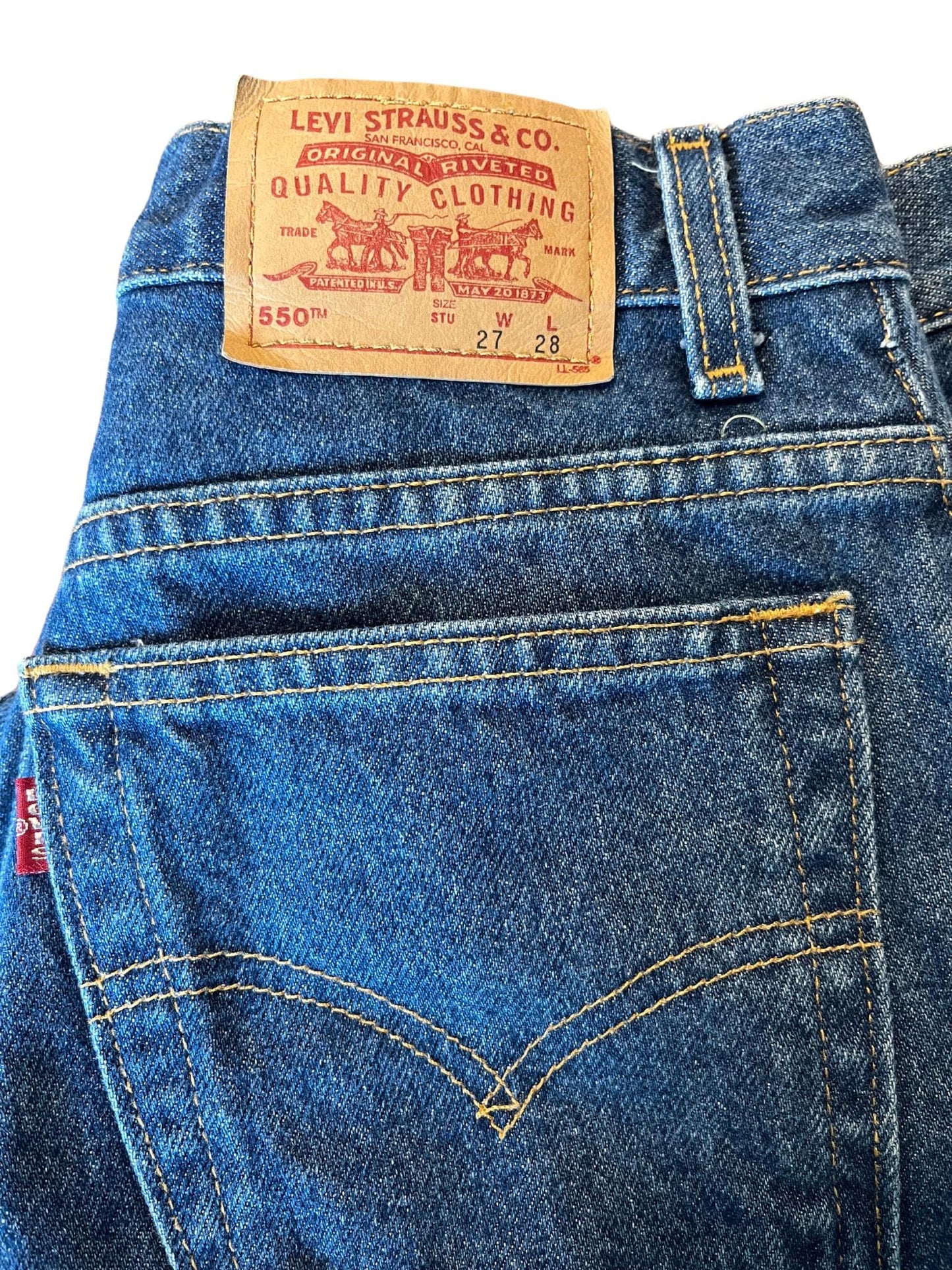 Vintage Levi's 550 relaxed fit student perfect condition blue wide balloon leg