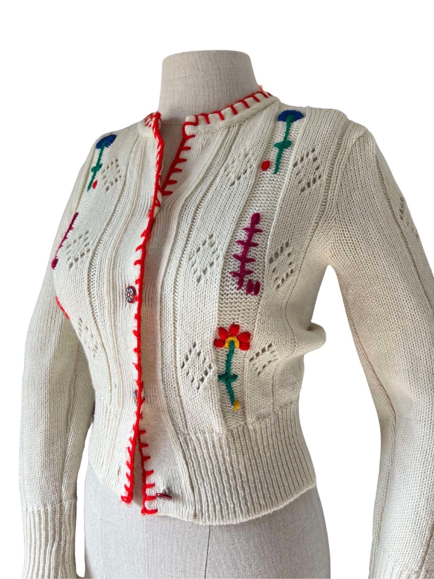 Vintage Austrian style cardigan floral folklore trachten Tyrolen Bavarian embroidery